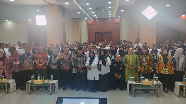 Mendikdasmen Peran Kepala Sekolah sebagai Pemimpin Satuan Pendidikan Mendikdasmen Peran Kepala Sekolah sebagai Pemimpin Satuan Pendidikan